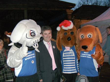 Bingley Christmas Lights 2009 with my new Friends Westie and Yorkie and our local MP Philip Davies